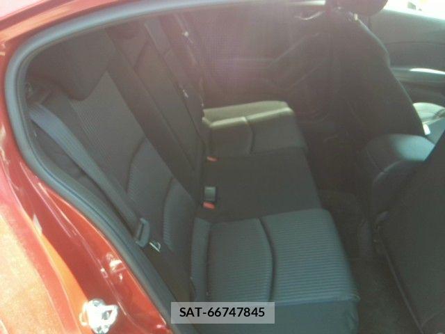 Mazda AXELA SPORT 2014-03 8074453-6