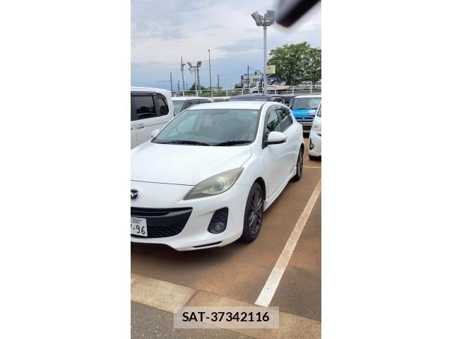 Mazda AXELA SPORT 2012-03 8100277-11