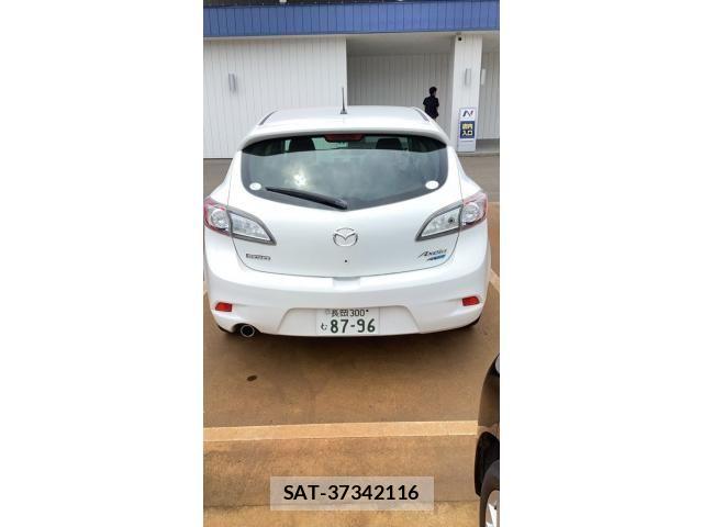 Mazda AXELA SPORT 2012-03 8100277-15