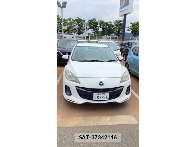 Mazda AXELA SPORT 2012-03 8100277-16