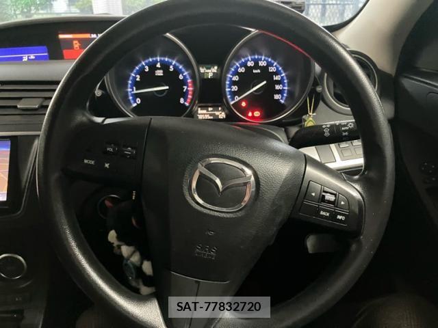 Mazda AXELA SPORT 2012-09 8100276-10