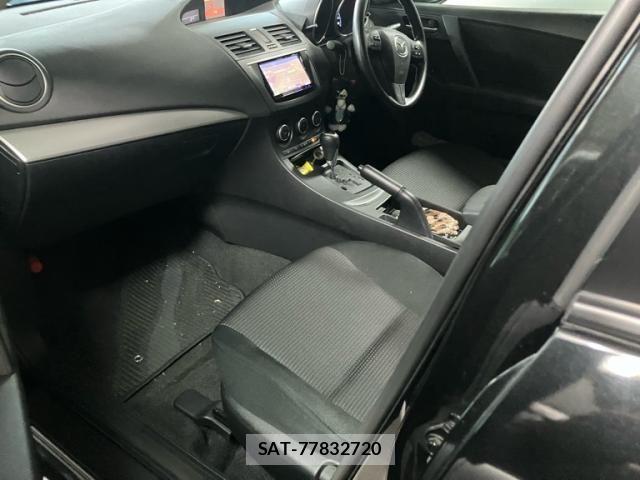 Mazda AXELA SPORT 2012-09 8100276-6