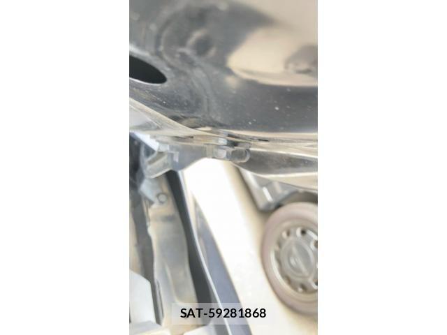 Mazda AXELA SPORT 2013-05 8100275-19