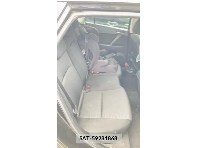 Mazda AXELA SPORT 2013-05 8100275-6
