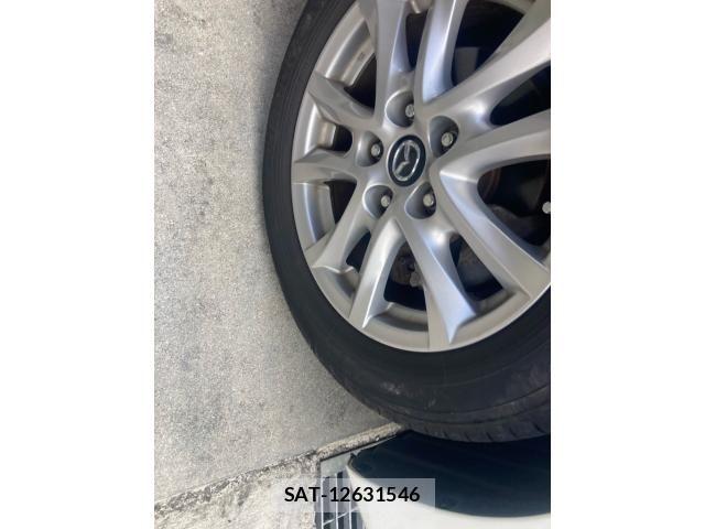 Mazda AXELA SPORT 2014-04 8131102-11