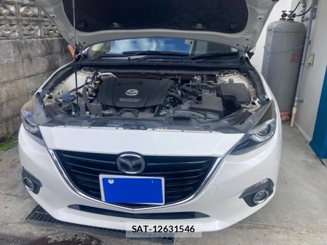 Mazda AXELA SPORT 2014-04 8131102-2