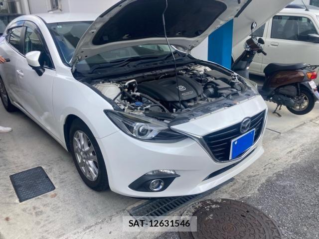 Mazda AXELA SPORT 2014-04 8131102-3