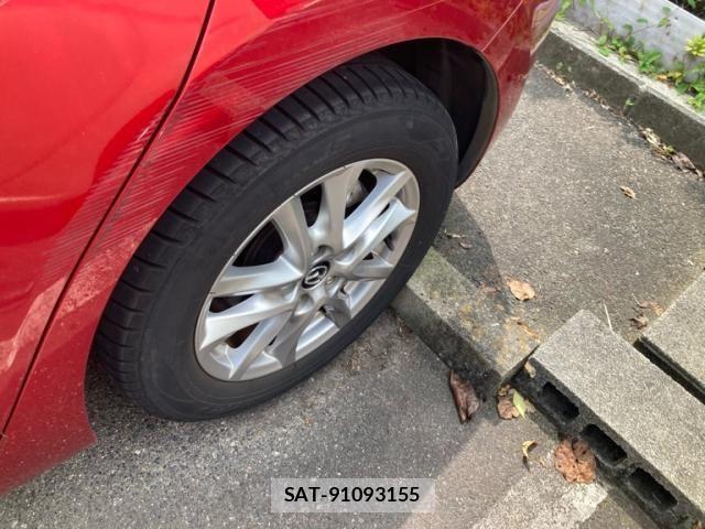 Mazda AXELA SPORT 2015-06 8131101-4