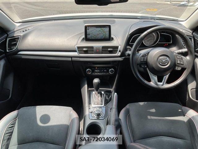 Mazda AXELA SPORT 2014-10 8146110-1
