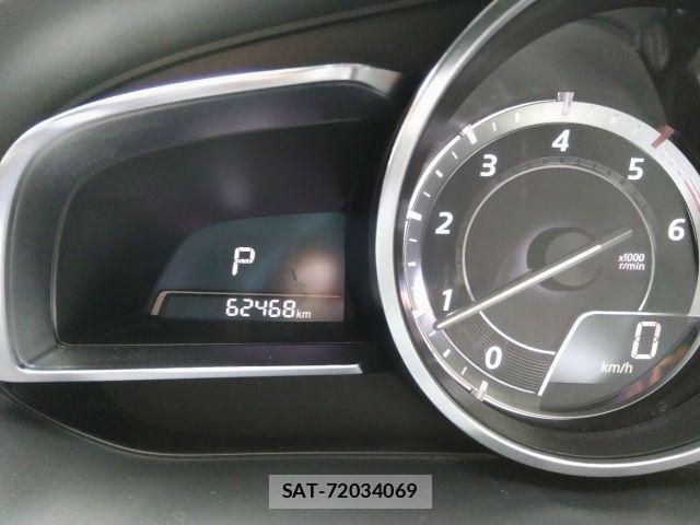 Mazda AXELA SPORT 2014-10 8146110-20
