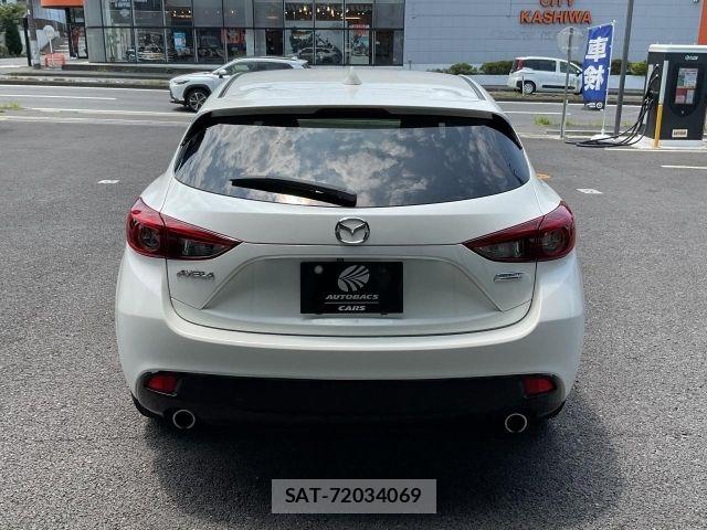 Mazda AXELA SPORT 2014-10 8146110-4