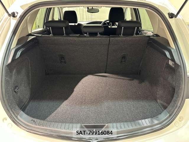 Mazda AXELA SPORT 2011-10 8208539-23