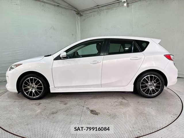 Mazda AXELA SPORT 2011-10 8208539-7