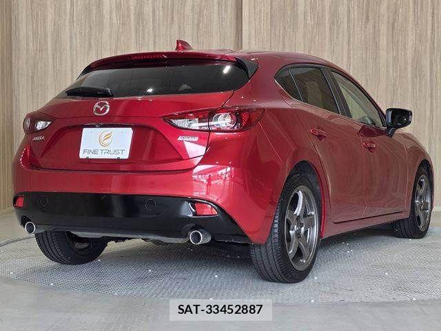 Mazda AXELA SPORT 2014-03 8208537-20