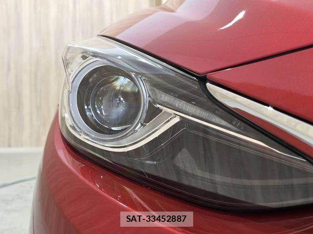 Mazda AXELA SPORT 2014-03 8208537-26