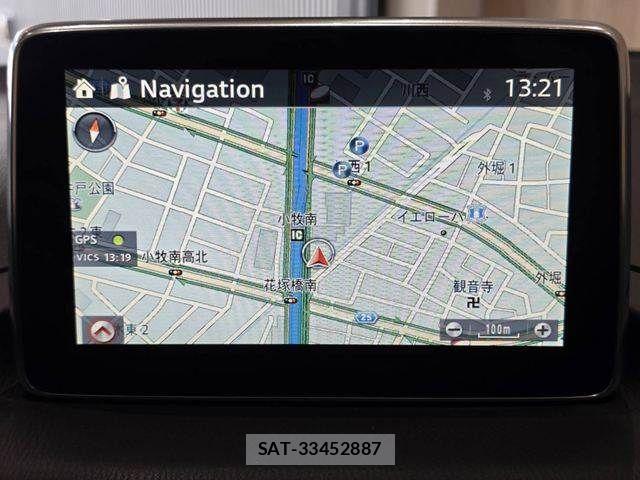 Mazda AXELA SPORT 2014-03 8208537-5