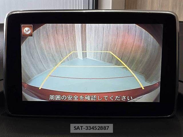 Mazda AXELA SPORT 2014-03 8208537-8