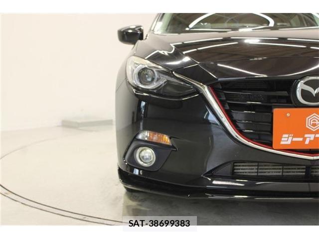 Mazda AXELA SPORT 2015-10 8208538-16