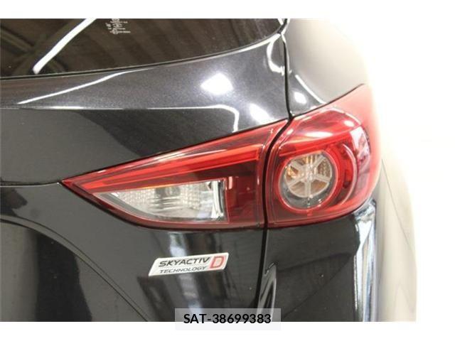 Mazda AXELA SPORT 2015-10 8208538-18