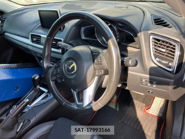 Mazda AXELA SPORT 2014-06 8230722-14