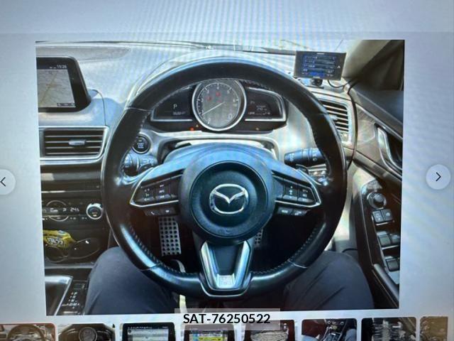 Mazda AXELA SPORT 2018-01 8230716-5