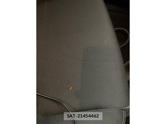 Mazda AXELA SPORT 2011-05 8245814-21