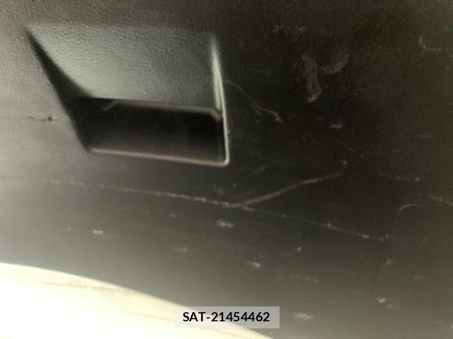 Mazda AXELA SPORT 2011-05 8245814-24