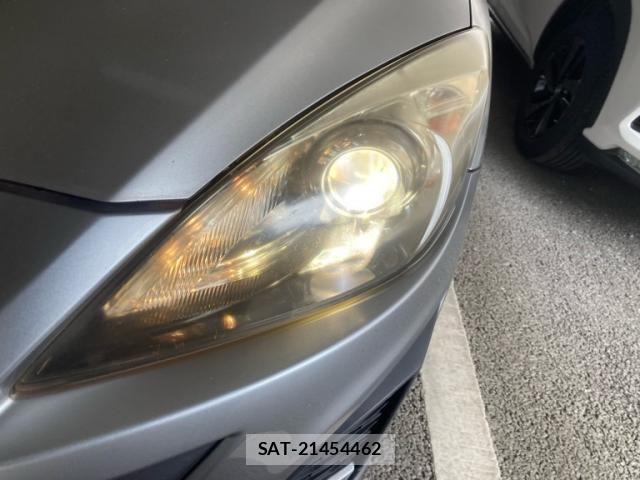 Mazda AXELA SPORT 2011-05 8245814-2