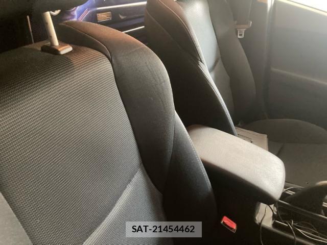 Mazda AXELA SPORT 2011-05 8245814-7