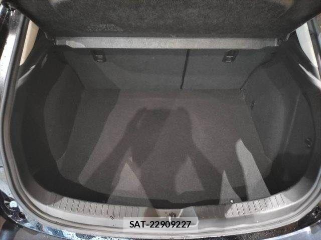 Mazda AXELA SPORT 2017-12 8245812-10