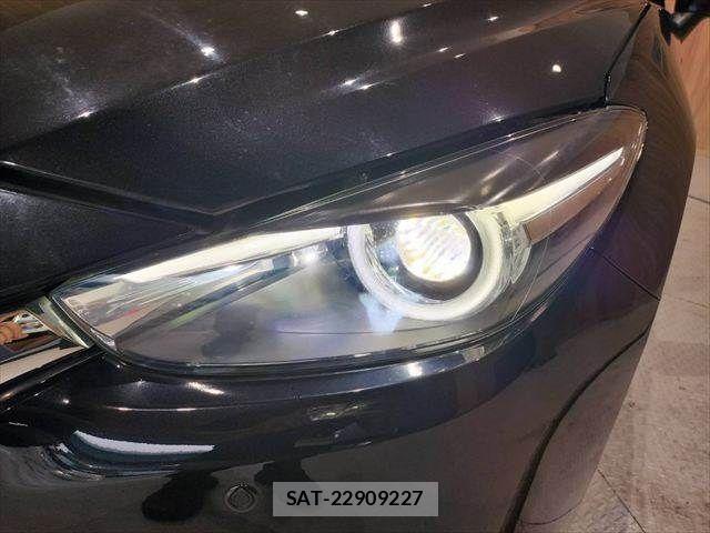 Mazda AXELA SPORT 2017-12 8245812-12