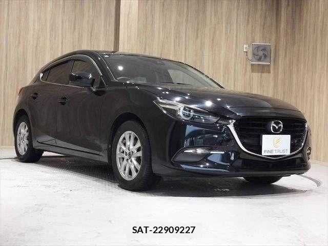 Mazda AXELA SPORT 2017-12 8245812-15