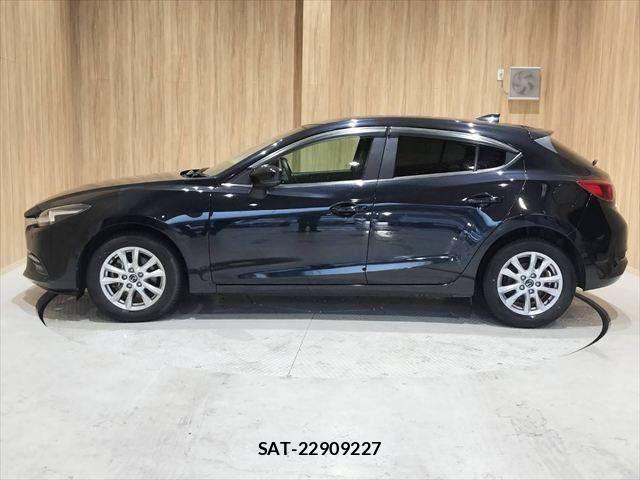 Mazda AXELA SPORT 2017-12 8245812-20