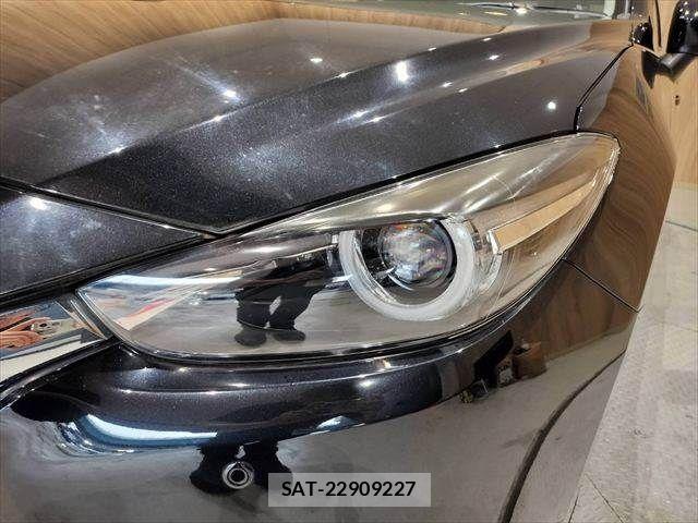 Mazda AXELA SPORT 2017-12 8245812-21