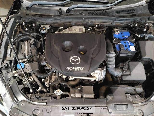 Mazda AXELA SPORT 2017-12 8245812-29