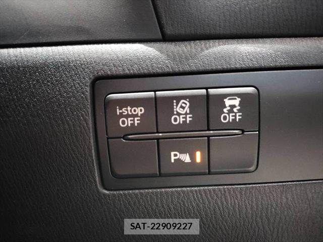 Mazda AXELA SPORT 2017-12 8245812-7