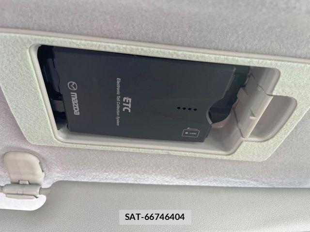 Mazda AXELA SPORT 2013-09 8315287-6