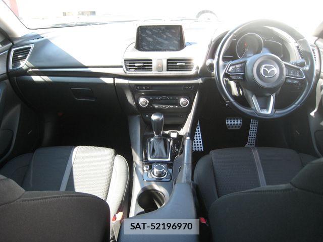 Mazda AXELA SPORT 2017-12 8315284-16
