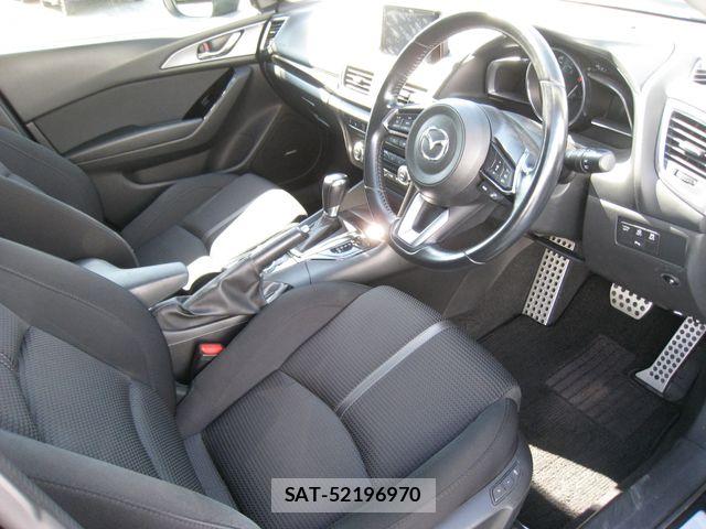 Mazda AXELA SPORT 2017-12 8315284-1