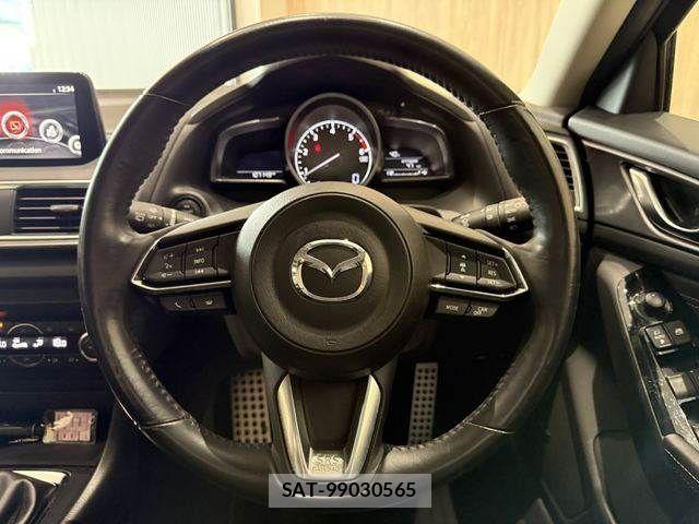 Mazda AXELA SPORT 2016-11 8315285-12