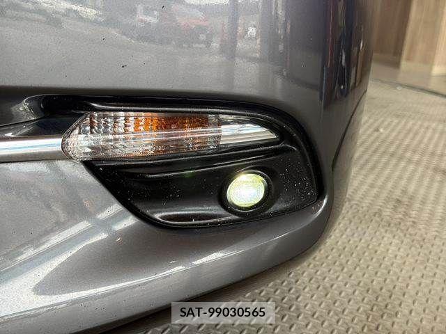 Mazda AXELA SPORT 2016-11 8315285-14