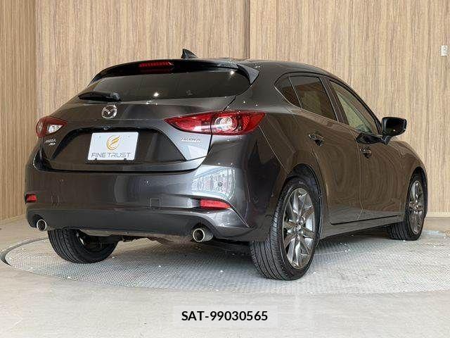 Mazda AXELA SPORT 2016-11 8315285-19