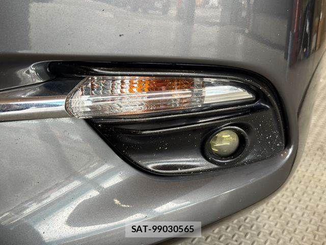 Mazda AXELA SPORT 2016-11 8315285-24