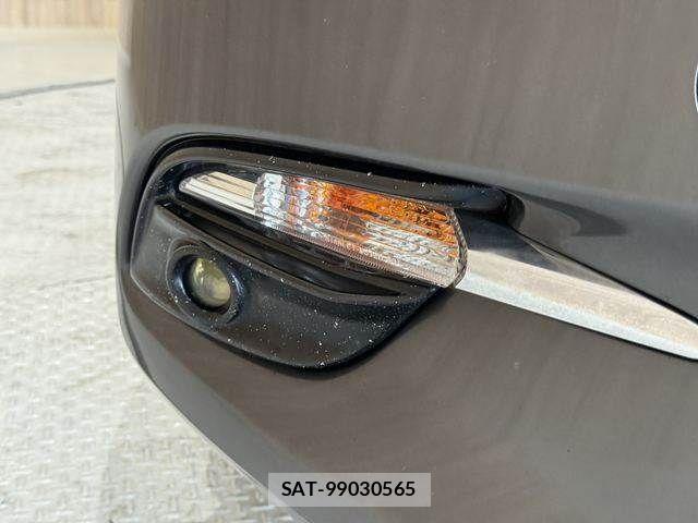 Mazda AXELA SPORT 2016-11 8315285-26