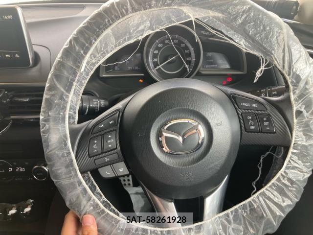 Mazda AXELA SPORT 2014-03 8315291-24