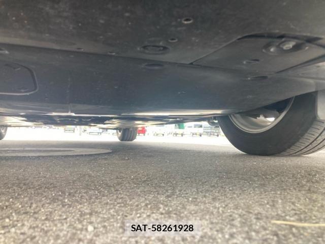 Mazda AXELA SPORT 2014-03 8315291-5