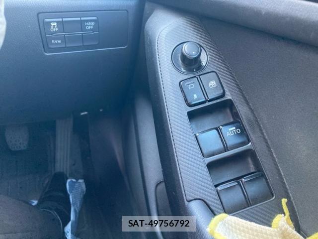 Mazda AXELA SPORT 2015-02 8315292-16