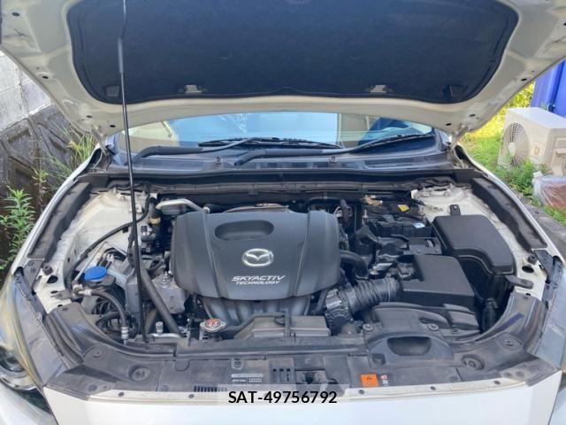 Mazda AXELA SPORT 2015-02 8315292-21