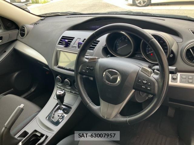 Mazda AXELA SPORT 2013-07 8315289-12