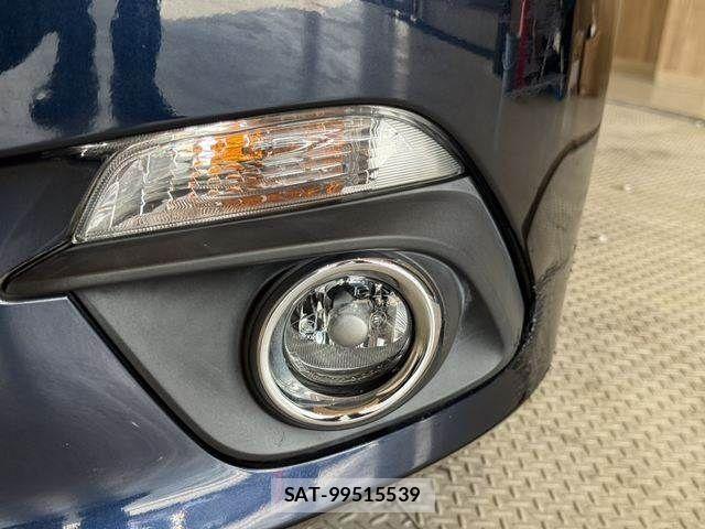 Mazda AXELA SPORT 2016-04 8315286-24